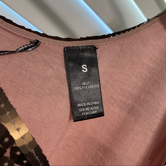 BKE boutique mauve and gold sequin top - Picture 7 of 7